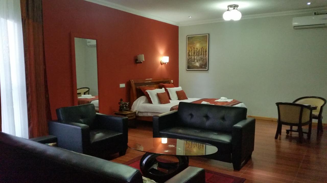 אנטננריבו Anouk Hotel מראה חיצוני תמונה