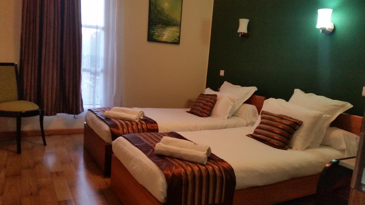 אנטננריבו Anouk Hotel מראה חיצוני תמונה