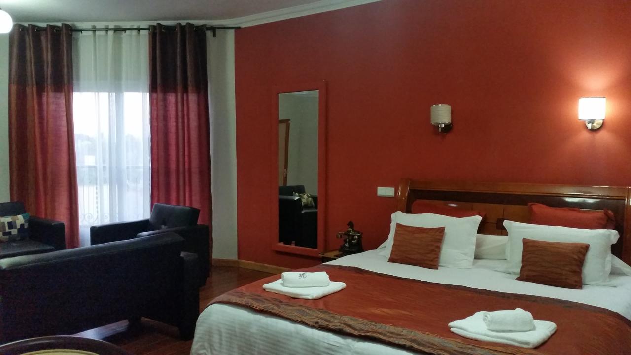 אנטננריבו Anouk Hotel מראה חיצוני תמונה