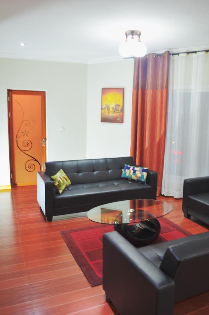 אנטננריבו Anouk Hotel מראה חיצוני תמונה