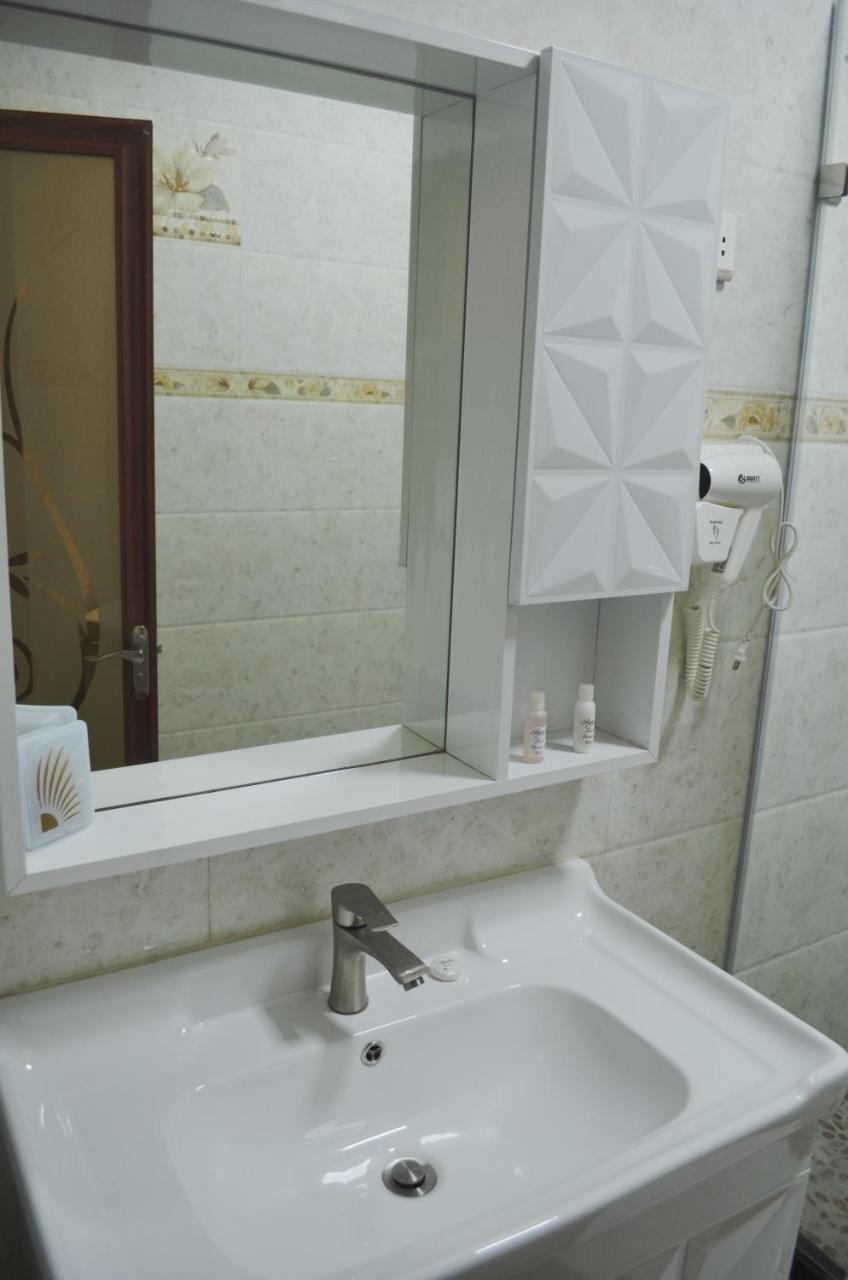 אנטננריבו Anouk Hotel מראה חיצוני תמונה