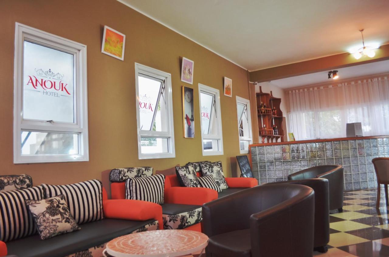 אנטננריבו Anouk Hotel מראה חיצוני תמונה